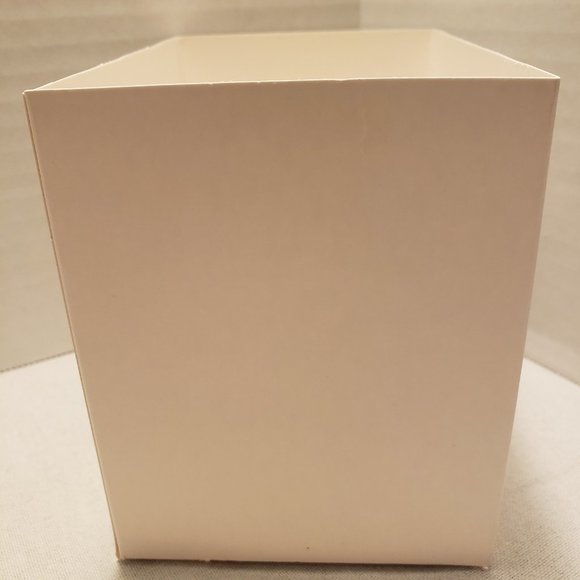 HOLIDAY GIFT BOX - A CHRISTMAS STORY - 5.25" LONG x 3.875" DEEP x 4.5" HIGH - Picture 11 of 16